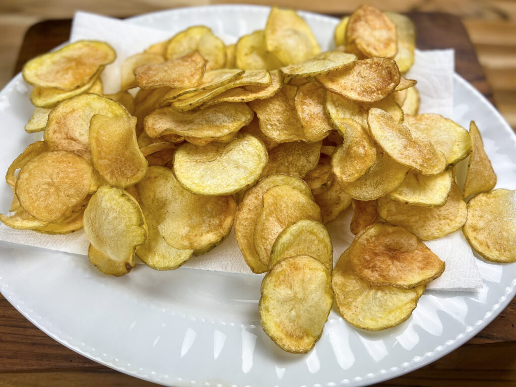 Homemade Potato Chips Crunchy & Golden - Rana's Recipe