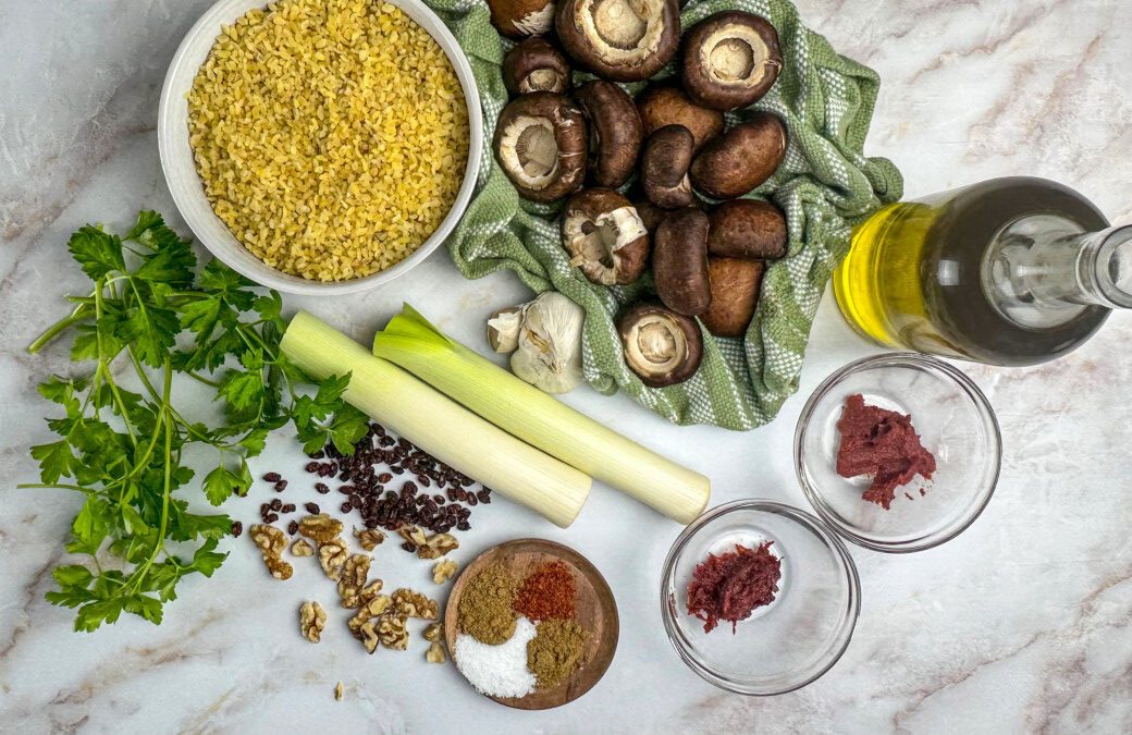 Spicy Bulgur Pilaf with Savory Mushrooms and Leeks