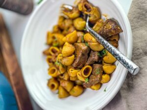 One pot - Libyan Mbakbaka: A Traditional Pasta Recipe