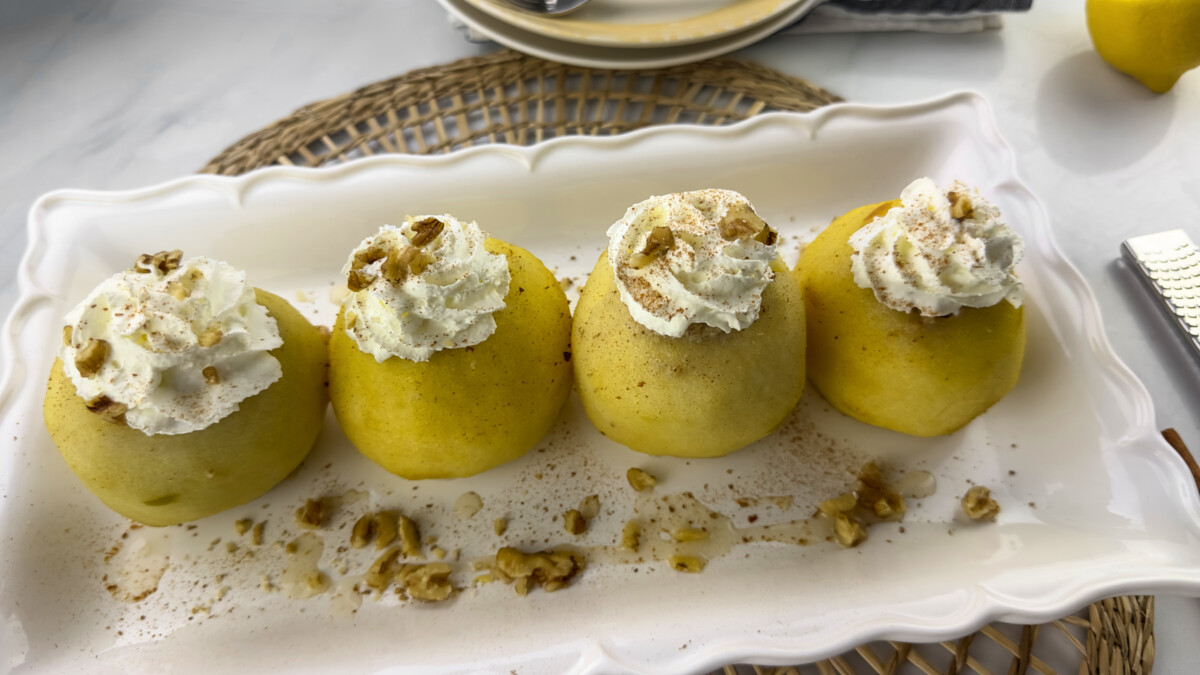 Bosnian Easy Stuffed Apple Dessert