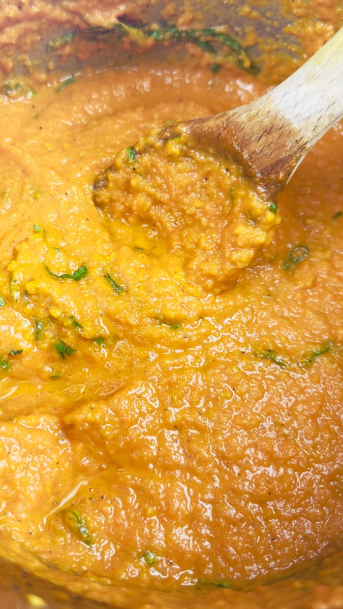 Homemade roasted tomato sauce