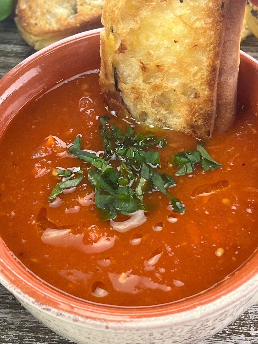 Bursting with the flavor of roasted tomatoes and fresh basil, this soup is a Mediterranean twist on a classic favorite. It’s ideal for pairing with crusty bread or a grilled cheese